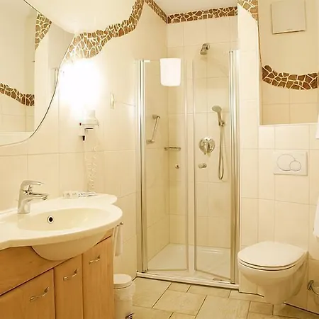 Landkomfort Elsenmann Garni 3* فيلنغن